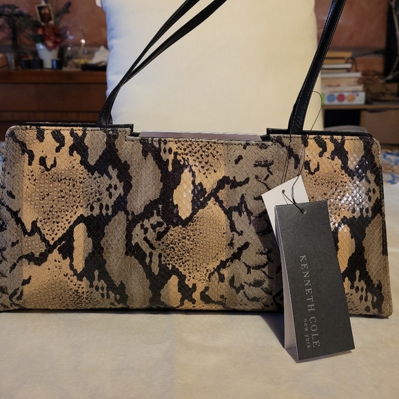 Kennth Cole Purse - Picture 2 of 2